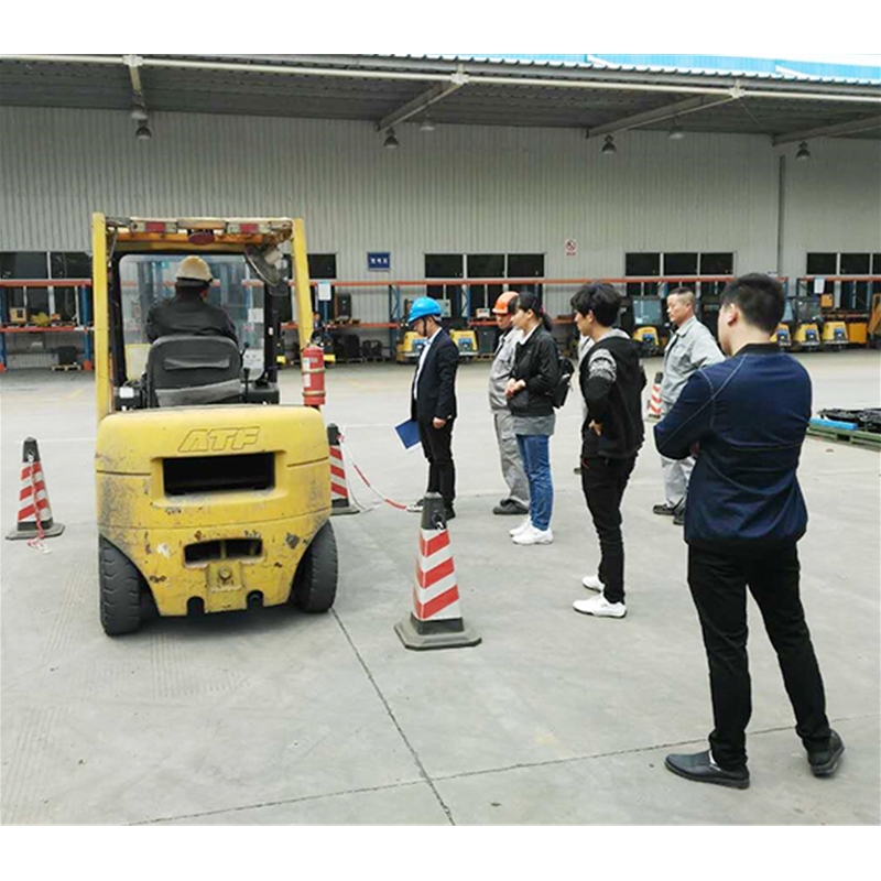 企業叉車司機培訓